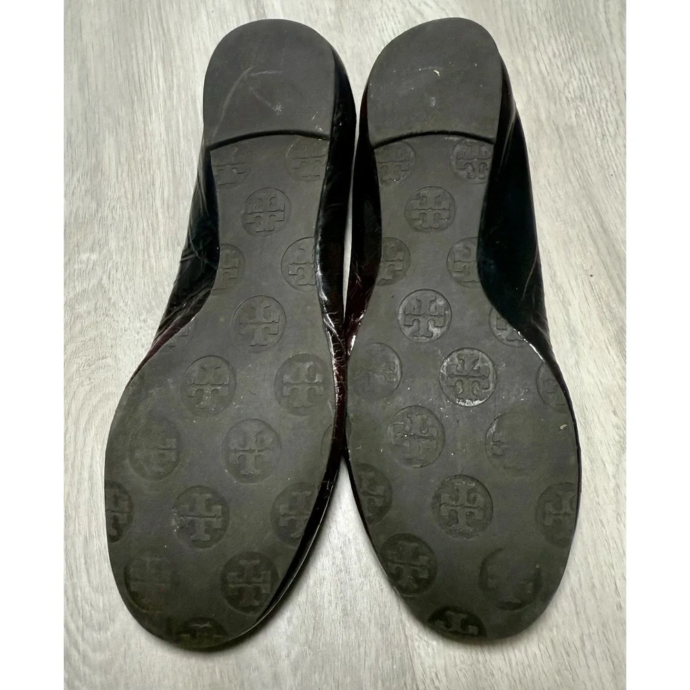 Tory Burch Reva Ballet Flats Dark Brown‎ Patent Leather Embellished Logo sz 5